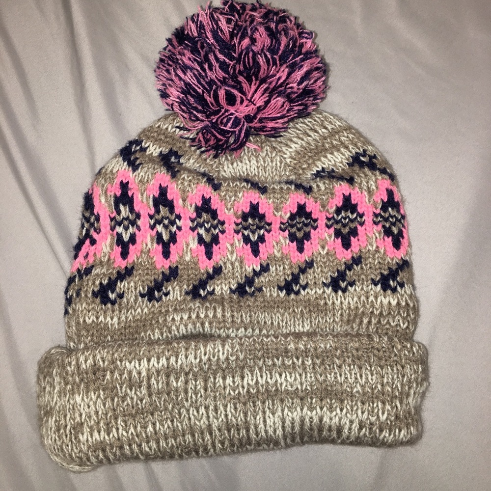 Knit Pom Pom hat